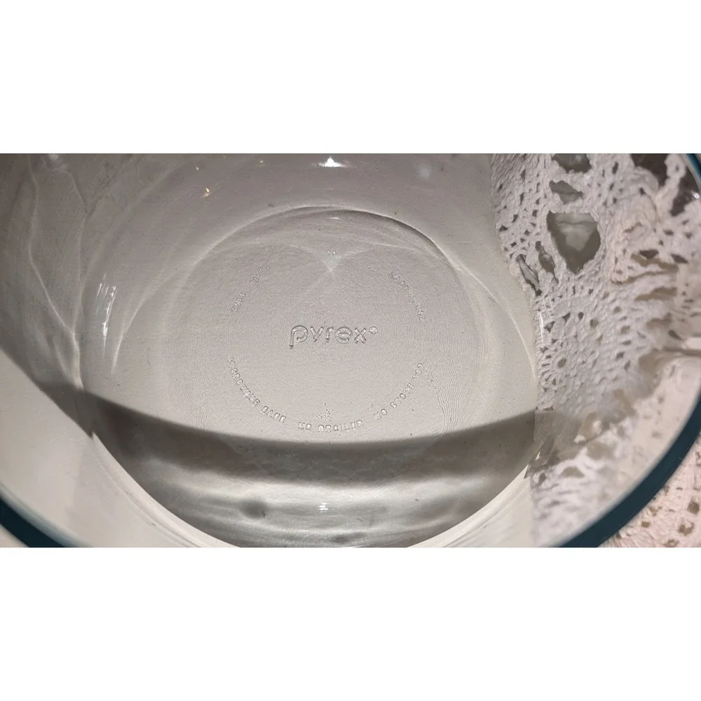 4 piece Set Pyrex Nesting Clear Glass Bowl 7201 7203 7202A‎ 7200A